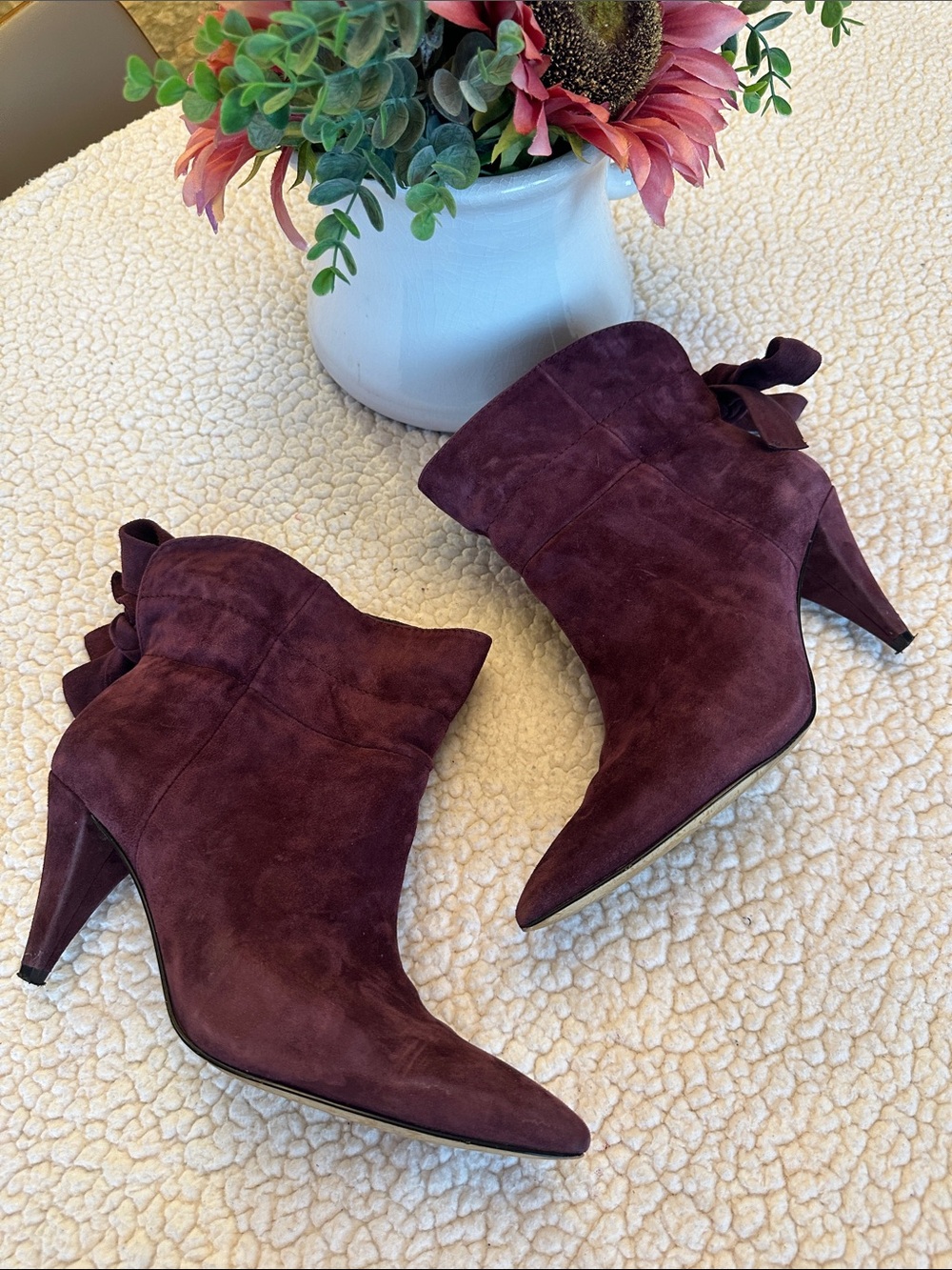 Lord & Taylor Women's Suede Ankle Boots in Plum with Bow Accent Sz 7.5